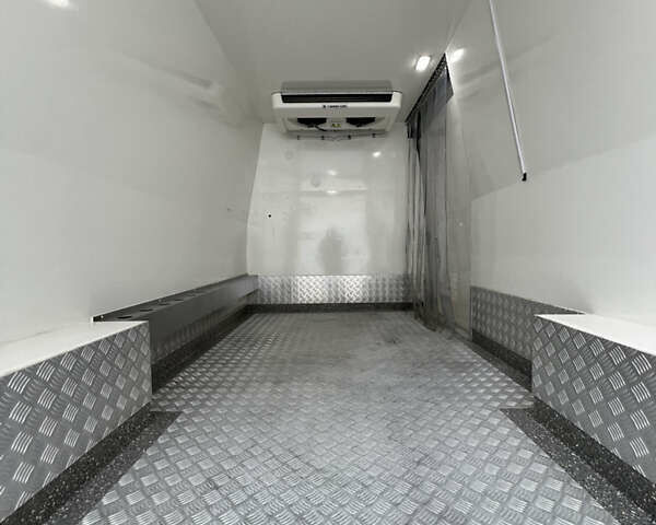 Білий Рено Мастєр, об'ємом двигуна 0 л та пробігом 154 тис. км за 23700 $, фото 10 на Automoto.ua