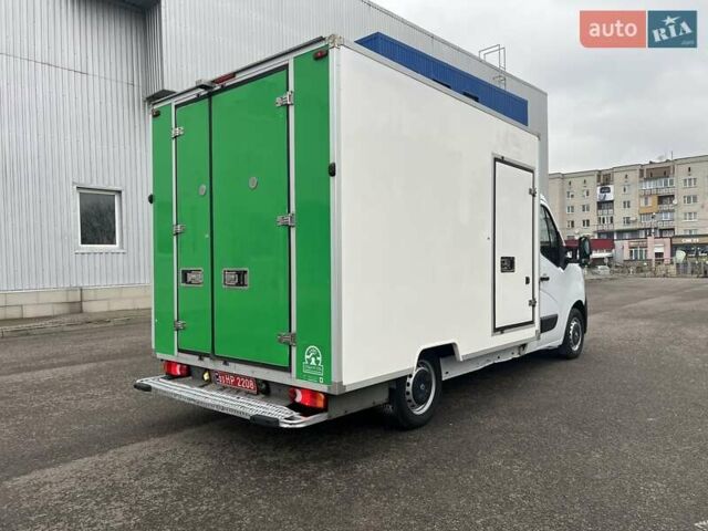 Белый Рено Мастер, объемом двигателя 2.3 л и пробегом 215 тыс. км за 19900 $, фото 6 на Automoto.ua