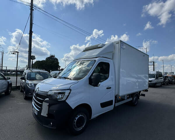 Белый Рено Мастер, объемом двигателя 2.3 л и пробегом 308 тыс. км за 26900 $, фото 11 на Automoto.ua