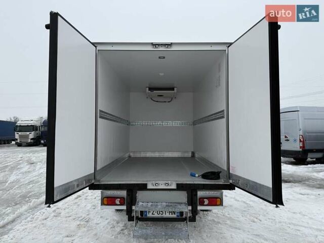 Белый Рено Мастер, объемом двигателя 2.3 л и пробегом 280 тыс. км за 27700 $, фото 25 на Automoto.ua