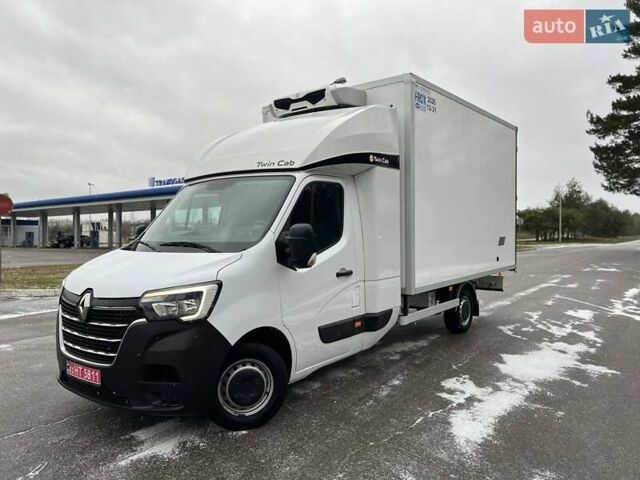 Белый Рено Мастер, объемом двигателя 2.3 л и пробегом 317 тыс. км за 25999 $, фото 10 на Automoto.ua