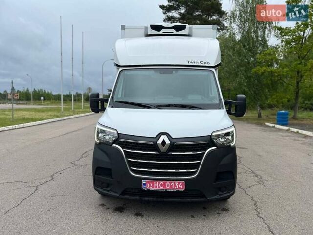 Белый Рено Мастер, объемом двигателя 2.3 л и пробегом 330 тыс. км за 26999 $, фото 9 на Automoto.ua