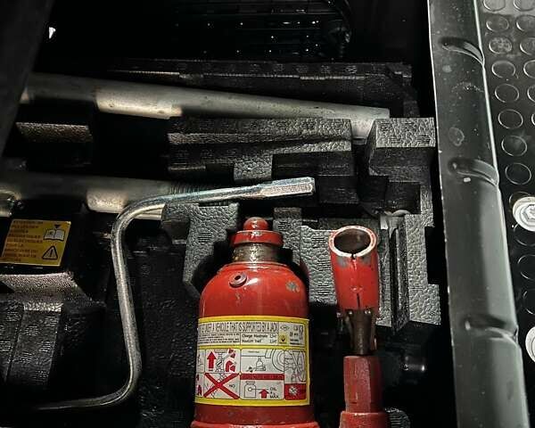 Белый Рено Мастер, объемом двигателя 2.3 л и пробегом 317 тыс. км за 25999 $, фото 40 на Automoto.ua