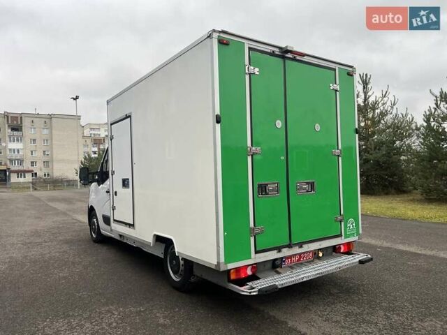 Белый Рено Мастер, объемом двигателя 2.3 л и пробегом 215 тыс. км за 19900 $, фото 4 на Automoto.ua