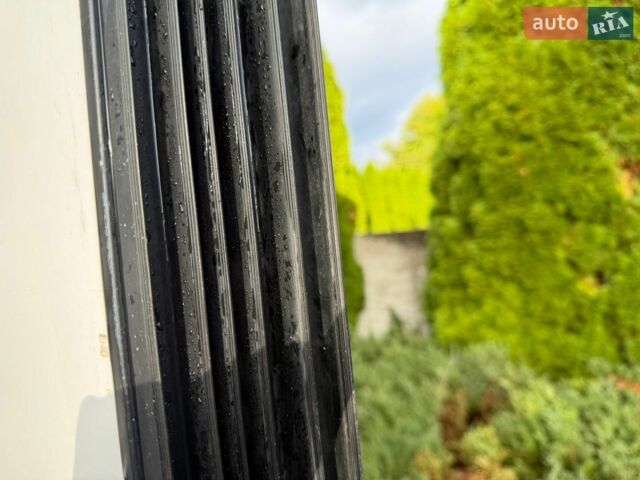 Белый Рено Мастер, объемом двигателя 2.3 л и пробегом 278 тыс. км за 25500 $, фото 65 на Automoto.ua