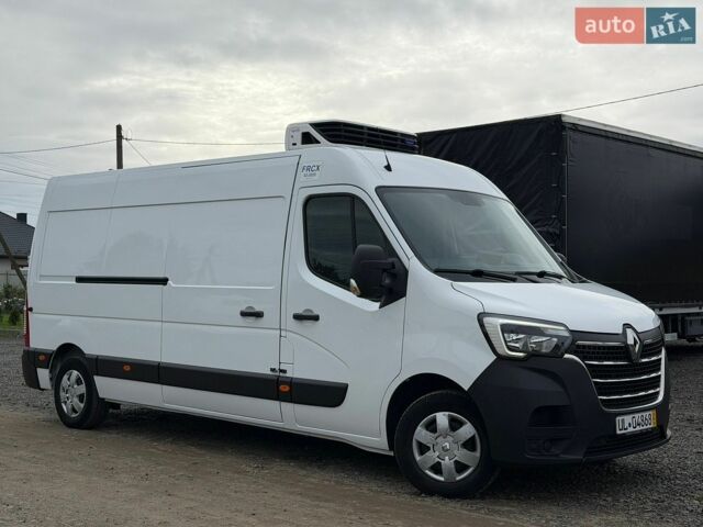 Белый Рено Мастер, объемом двигателя 2.3 л и пробегом 185 тыс. км за 25200 $, фото 2 на Automoto.ua