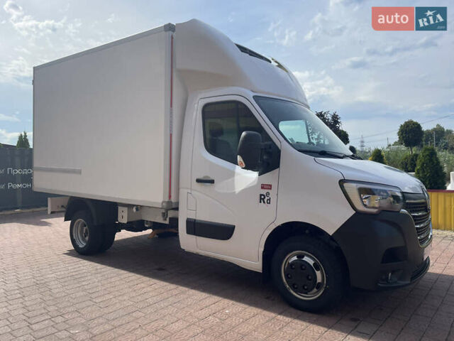 Белый Рено Мастер, объемом двигателя 2.3 л и пробегом 278 тыс. км за 29200 $, фото 2 на Automoto.ua