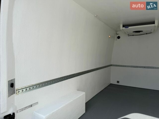 Белый Рено Мастер, объемом двигателя 0 л и пробегом 232 тыс. км за 23900 $, фото 40 на Automoto.ua