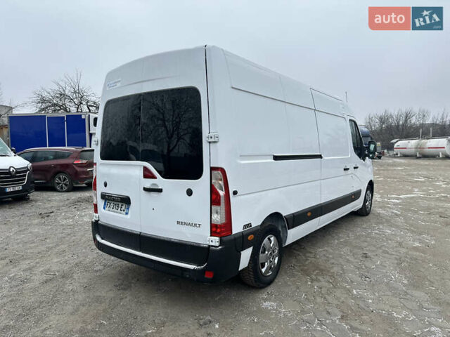Белый Рено Мастер, объемом двигателя 2.3 л и пробегом 247 тыс. км за 28500 $, фото 4 на Automoto.ua