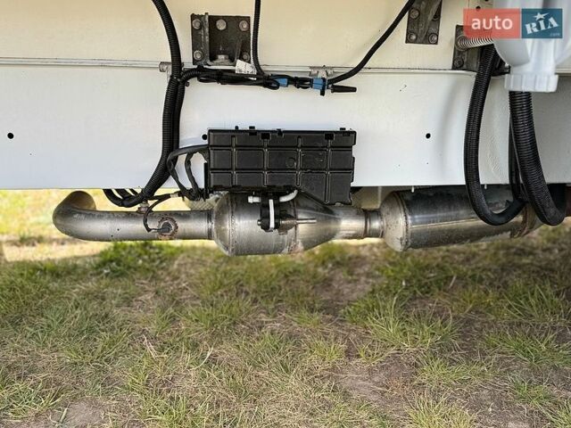 Белый Рено Мастер, объемом двигателя 2.3 л и пробегом 288 тыс. км за 27600 $, фото 52 на Automoto.ua