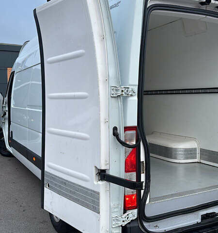 Белый Рено Мастер, объемом двигателя 2.3 л и пробегом 278 тыс. км за 21500 $, фото 6 на Automoto.ua