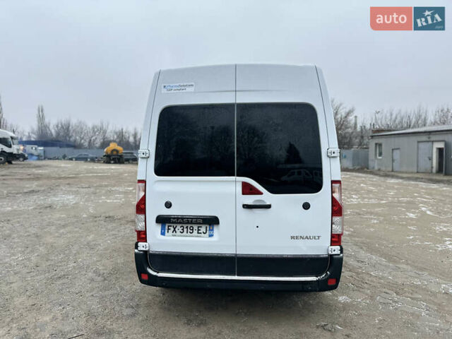 Белый Рено Мастер, объемом двигателя 2.3 л и пробегом 247 тыс. км за 28500 $, фото 5 на Automoto.ua