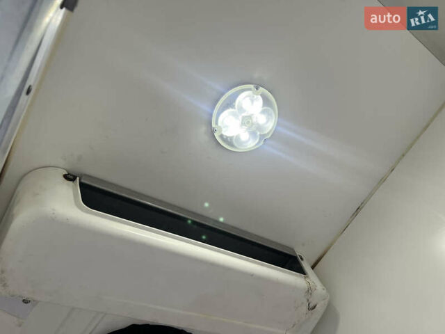 Белый Рено Мастер, объемом двигателя 2.3 л и пробегом 215 тыс. км за 19900 $, фото 26 на Automoto.ua