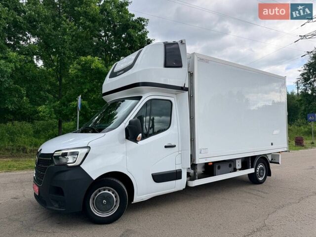 Белый Рено Мастер, объемом двигателя 2.3 л и пробегом 389 тыс. км за 25997 $, фото 2 на Automoto.ua