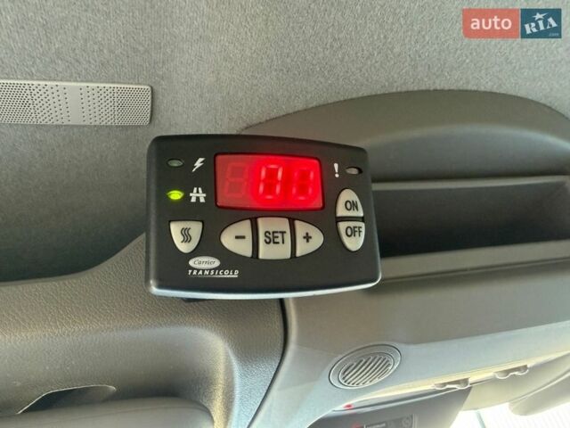 Білий Рено Мастєр, об'ємом двигуна 0 л та пробігом 231 тис. км за 22900 $, фото 56 на Automoto.ua