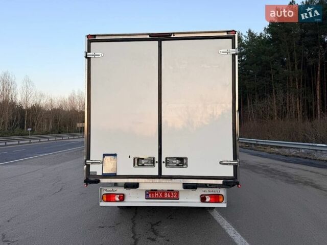 Білий Рено Мастєр, об'ємом двигуна 2.3 л та пробігом 324 тис. км за 26999 $, фото 5 на Automoto.ua