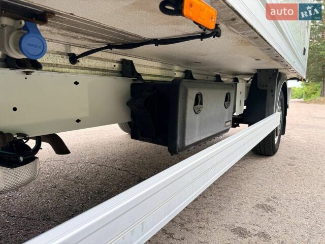 Белый Рено Мастер, объемом двигателя 2.3 л и пробегом 389 тыс. км за 25997 $, фото 84 на Automoto.ua