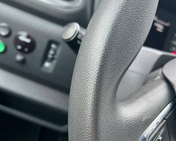 Белый Рено Мастер, объемом двигателя 2.3 л и пробегом 317 тыс. км за 25999 $, фото 68 на Automoto.ua