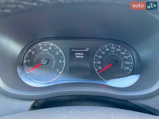 Білий Рено Мастєр, об'ємом двигуна 2.3 л та пробігом 231 тис. км за 29999 $, фото 11 на Automoto.ua