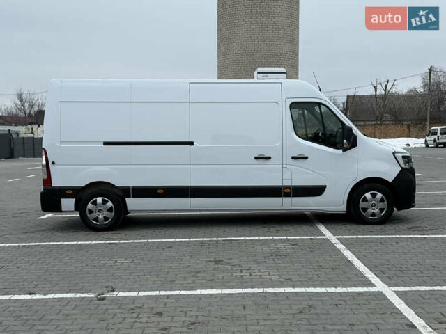 Белый Рено Мастер, объемом двигателя 2.3 л и пробегом 290 тыс. км за 22500 $, фото 11 на Automoto.ua