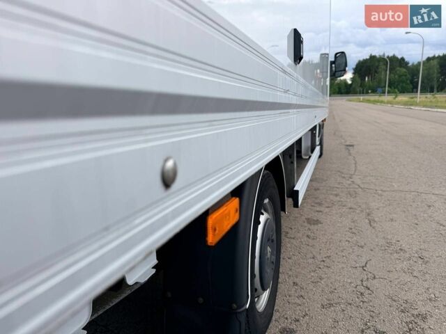 Белый Рено Мастер, объемом двигателя 2.3 л и пробегом 389 тыс. км за 25997 $, фото 76 на Automoto.ua
