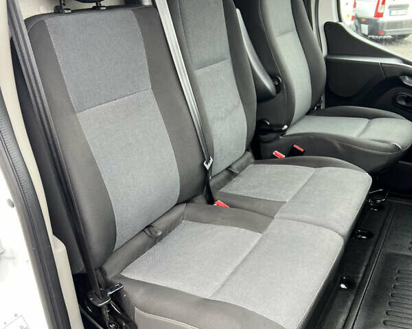 Білий Рено Мастєр, об'ємом двигуна 0 л та пробігом 154 тис. км за 23700 $, фото 14 на Automoto.ua