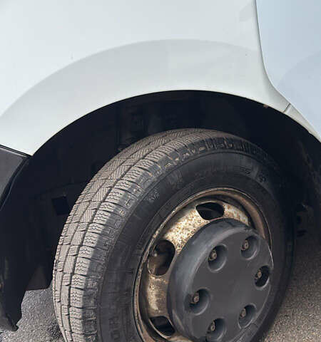 Белый Рено Мастер, объемом двигателя 2.3 л и пробегом 278 тыс. км за 21500 $, фото 11 на Automoto.ua