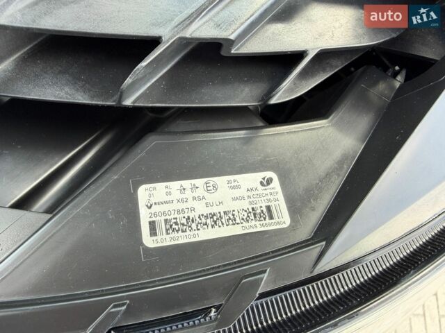 Белый Рено Мастер, объемом двигателя 2.3 л и пробегом 277 тыс. км за 23400 $, фото 74 на Automoto.ua