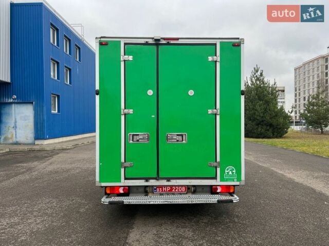 Белый Рено Мастер, объемом двигателя 2.3 л и пробегом 215 тыс. км за 19900 $, фото 5 на Automoto.ua