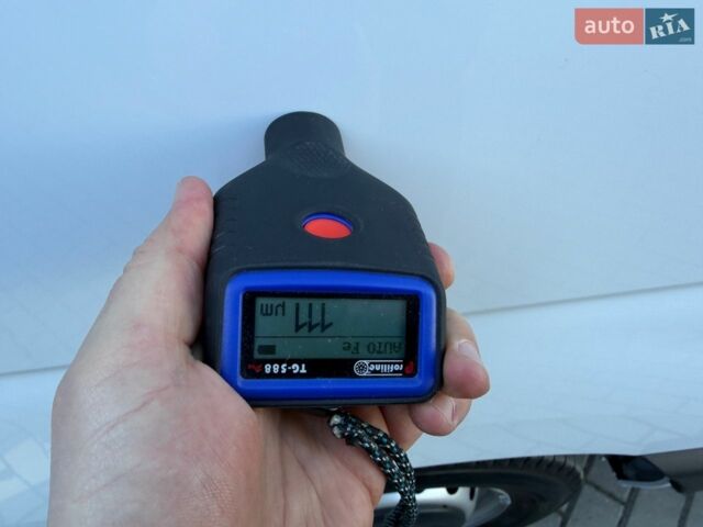 Белый Рено Мастер, объемом двигателя 0 л и пробегом 231 тыс. км за 23500 $, фото 84 на Automoto.ua