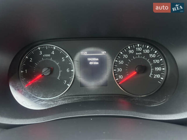 Білий Рено Мастєр, об'ємом двигуна 2.3 л та пробігом 194 тис. км за 22399 $, фото 10 на Automoto.ua