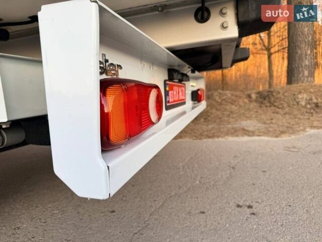 Білий Рено Мастєр, об'ємом двигуна 2.3 л та пробігом 324 тис. км за 26999 $, фото 51 на Automoto.ua