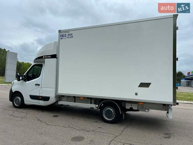 Белый Рено Мастер, объемом двигателя 2.3 л и пробегом 330 тыс. км за 26999 $, фото 23 на Automoto.ua