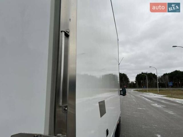 Белый Рено Мастер, объемом двигателя 2.3 л и пробегом 317 тыс. км за 25999 $, фото 31 на Automoto.ua