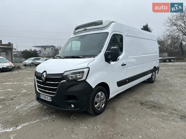 Белый Рено Мастер, объемом двигателя 2.3 л и пробегом 247 тыс. км за 28500 $, фото 1 на Automoto.ua