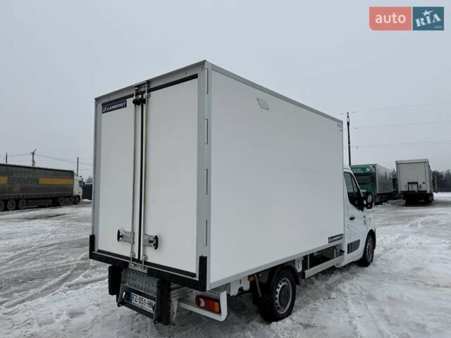 Белый Рено Мастер, объемом двигателя 2.3 л и пробегом 280 тыс. км за 27700 $, фото 16 на Automoto.ua