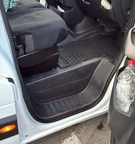 Белый Рено Мастер, объемом двигателя 2.3 л и пробегом 278 тыс. км за 21500 $, фото 16 на Automoto.ua