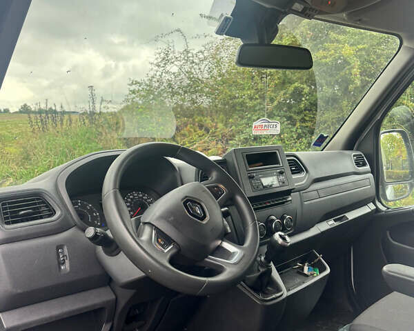 Білий Рено Мастєр, об'ємом двигуна 2.3 л та пробігом 300 тис. км за 31900 $, фото 12 на Automoto.ua