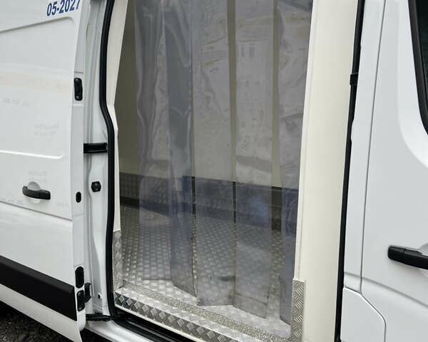 Білий Рено Мастєр, об'ємом двигуна 0 л та пробігом 154 тис. км за 23700 $, фото 8 на Automoto.ua