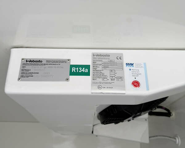 Белый Рено Мастер, объемом двигателя 0 л и пробегом 236 тыс. км за 21800 $, фото 23 на Automoto.ua