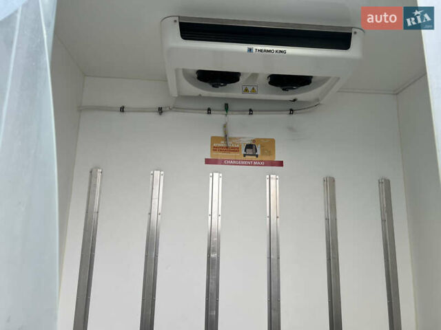 Белый Рено Мастер, объемом двигателя 2.3 л и пробегом 215 тыс. км за 19900 $, фото 22 на Automoto.ua
