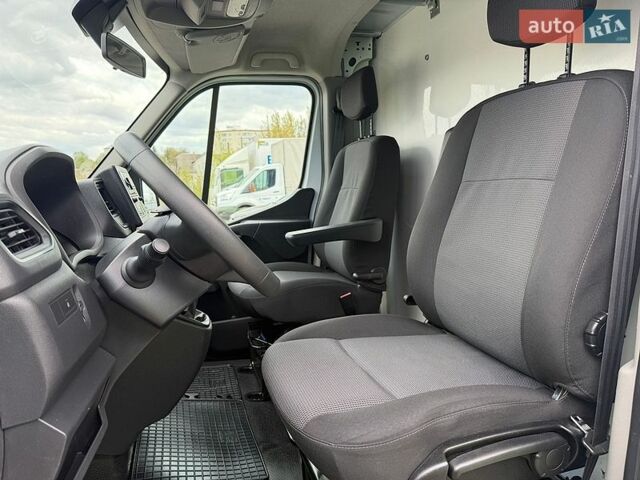 Белый Рено Мастер, объемом двигателя 0 л и пробегом 247 тыс. км за 21900 $, фото 30 на Automoto.ua