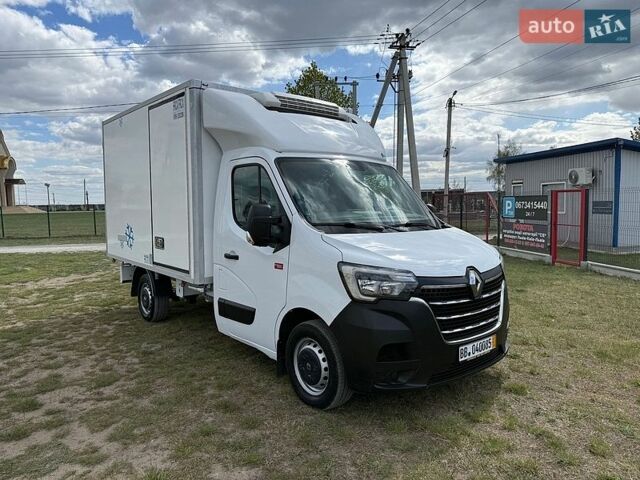 Белый Рено Мастер, объемом двигателя 2.3 л и пробегом 288 тыс. км за 27600 $, фото 5 на Automoto.ua