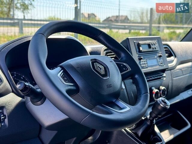 Белый Рено Мастер, объемом двигателя 2.3 л и пробегом 227 тыс. км за 29999 $, фото 17 на Automoto.ua