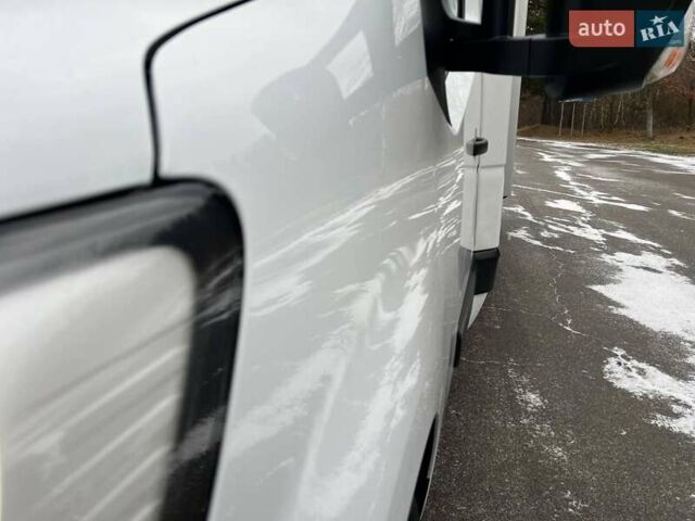 Белый Рено Мастер, объемом двигателя 2.3 л и пробегом 317 тыс. км за 25999 $, фото 28 на Automoto.ua
