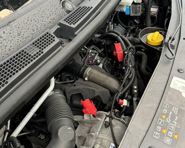 Белый Рено Мастер, объемом двигателя 0 л и пробегом 171 тыс. км за 23800 $, фото 20 на Automoto.ua