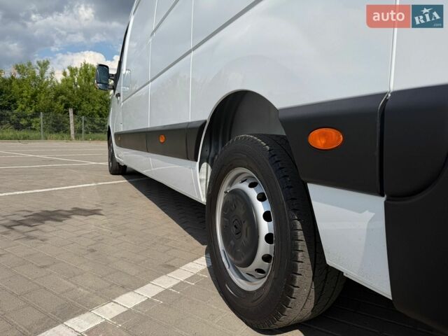 Белый Рено Мастер, объемом двигателя 0 л и пробегом 232 тыс. км за 23900 $, фото 24 на Automoto.ua