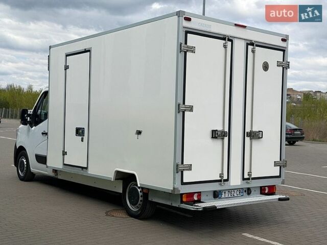 Белый Рено Мастер, объемом двигателя 0 л и пробегом 247 тыс. км за 21900 $, фото 6 на Automoto.ua