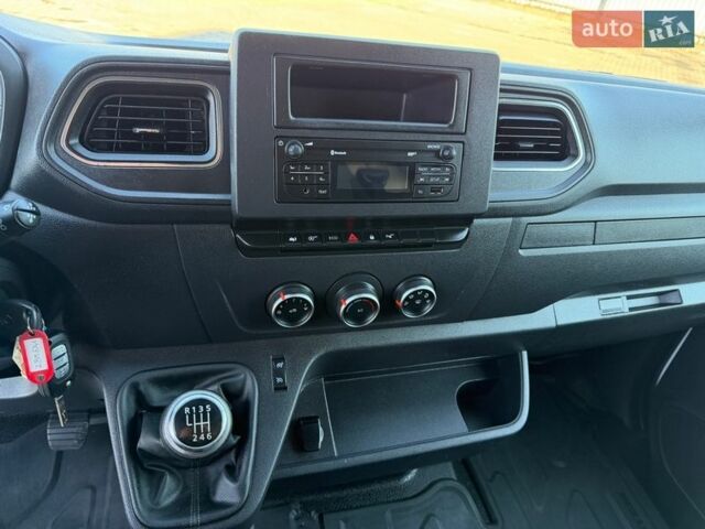 Білий Рено Мастєр, об'ємом двигуна 0 л та пробігом 231 тис. км за 22900 $, фото 55 на Automoto.ua