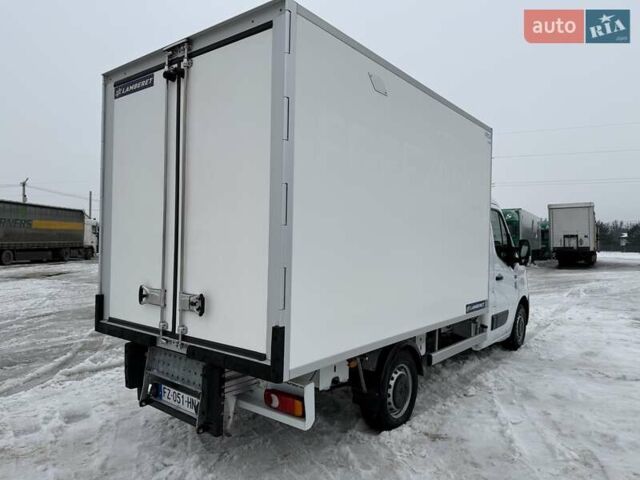 Белый Рено Мастер, объемом двигателя 2.3 л и пробегом 280 тыс. км за 27700 $, фото 17 на Automoto.ua